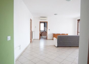 Three-room apartment Stradello Fossa Buracchione, Modena (neighborhood Baggiovara) - photo 10