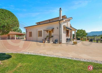 Foto 7 - Villa Contrada Melfi di Sotto
 
107, Pontecorvo - foto 7