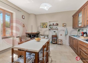 Foto 17 - Villa Contrada Melfi di Sotto
 
107, Pontecorvo - foto 17