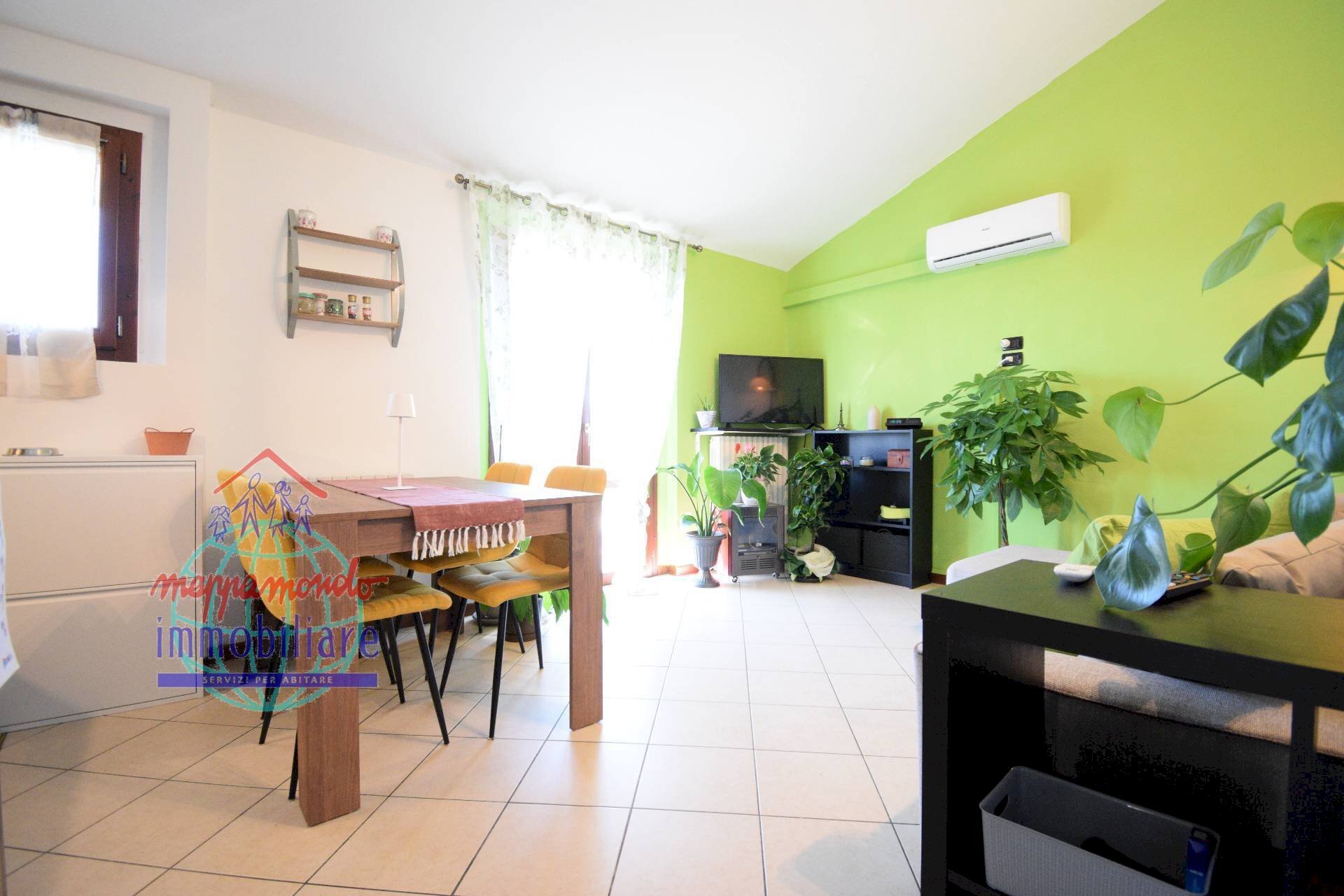 Foto 3 - Bilocale VIA SANT'ANDREA
 
3/3, Castello d'Argile - foto 3