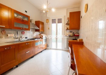 Foto 5 - Trilocale Via Dante Alighieri
 
92, Magenta - foto 5