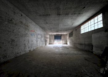 Parcheggio - Locale Commerciale via Campanarello
 
24, Casavatore - foto 8