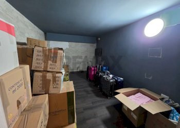 Dispensa di stoccaggio - Negozio Via San Pietro
 
51, Casoria - foto 10