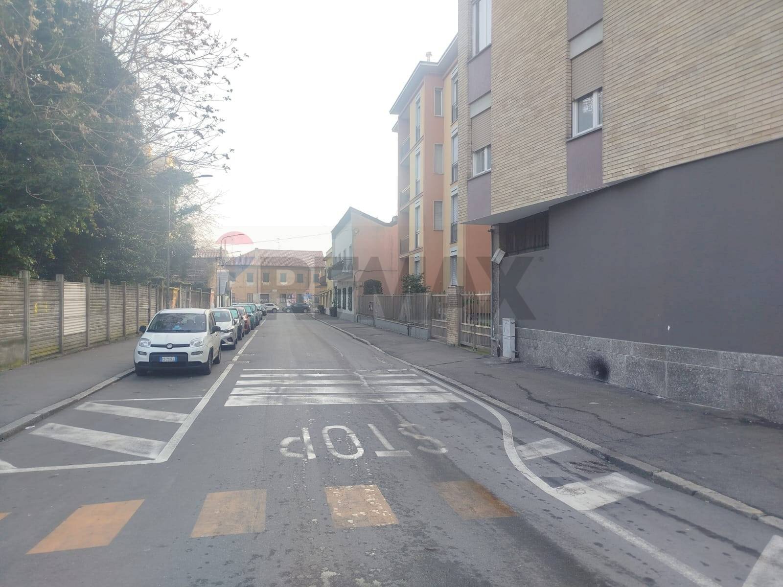 Edificio all\'aperto - Negozio Via Meda
 
23, Rho - foto 2