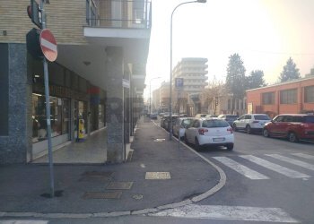 Edificio all\'aperto - Negozio Via Meda
 
23, Rho - foto 3