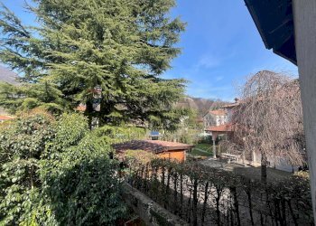 Giardino - Casa semi indipendente Via G. Marconi
 
14, Cittiglio - foto 20