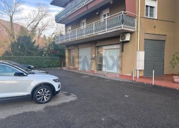 Edificio all\'aperto - Office Casalzuigno - photo 1