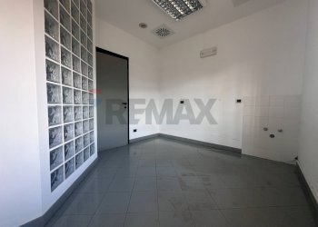 Stanza vuota - Office Casalzuigno - photo 13