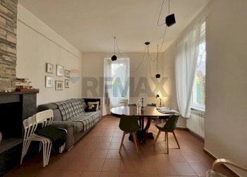 Sala da pranzo - Villa Via Fratelli Bertolla
 
73, Porto Ceresio - foto 4