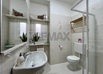 Bagno - Villa Via Fratelli Bertolla
 
73, Porto Ceresio - foto 23