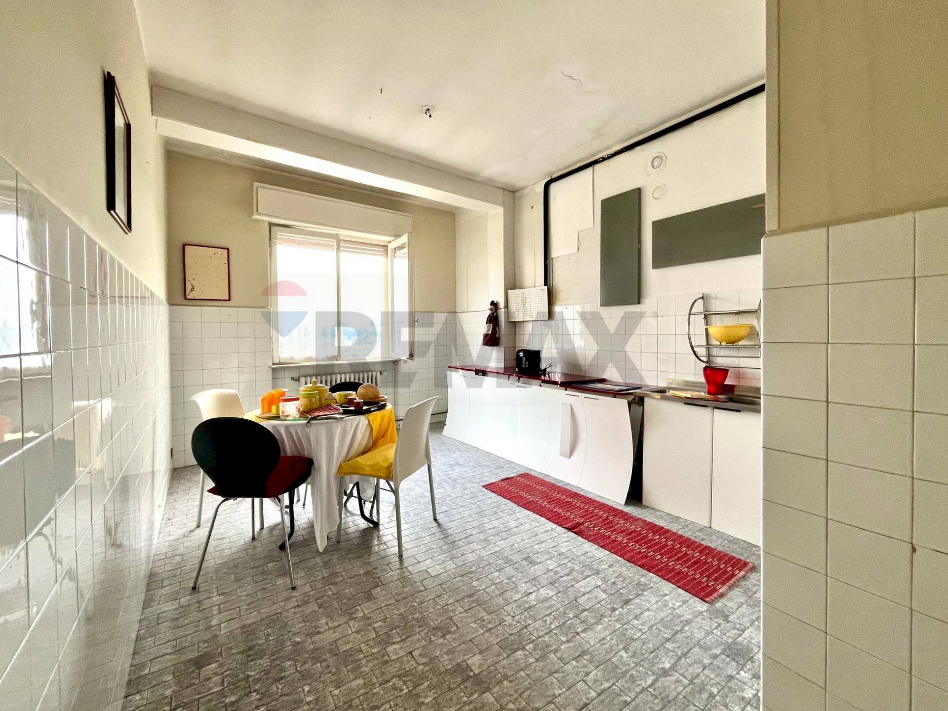 Cucina - Trilocale via IV novembre
 
533, Cavaria con Premezzo - foto 2