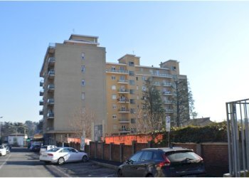 Edificio all\'aperto - Trilocale via IV novembre
 
533, Cavaria con Premezzo - foto 16