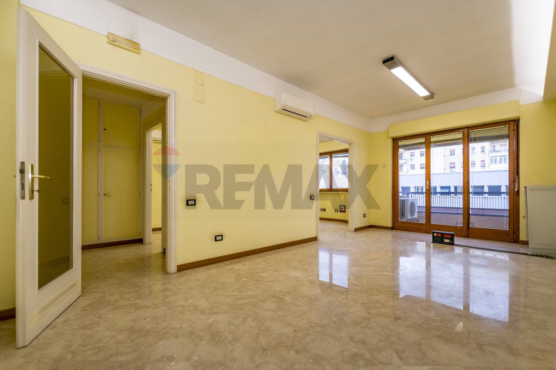 Stanza vuota - Apartment Via Edmondo De Amicis
 
44, Palermo - photo 2