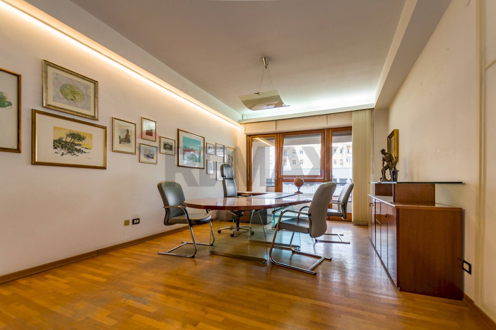 Sala da pranzo - Apartment Via Edmondo De Amicis
 
44, Palermo - photo 3