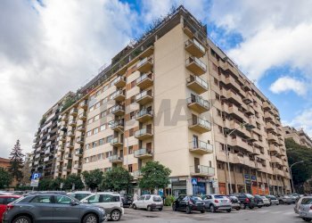 Edificio all\'aperto - Appartamento Via Edmondo De Amicis
 
44, Palermo - foto 1