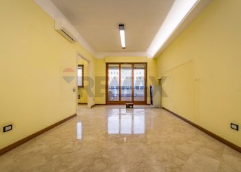 Stanza vuota - Appartamento Via Edmondo De Amicis
 
44, Palermo - foto 16