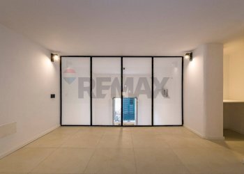 Soppalco - Three-room apartment Via Mariano Stabile
 
105, Palermo - photo 12