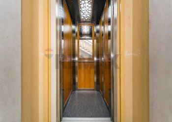 Ascensore - Three-room apartment Via Mariano Stabile
 
105, Palermo - photo 22