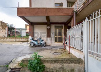 Edificio all\'aperto - Four-room apartment Via Aquino
 
132, Monreale - photo 10