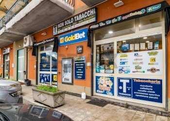 Edificio all\'aperto - Commercial Activity Via Provinciale per Santa Venerina
84, Santa Venerina - photo 12