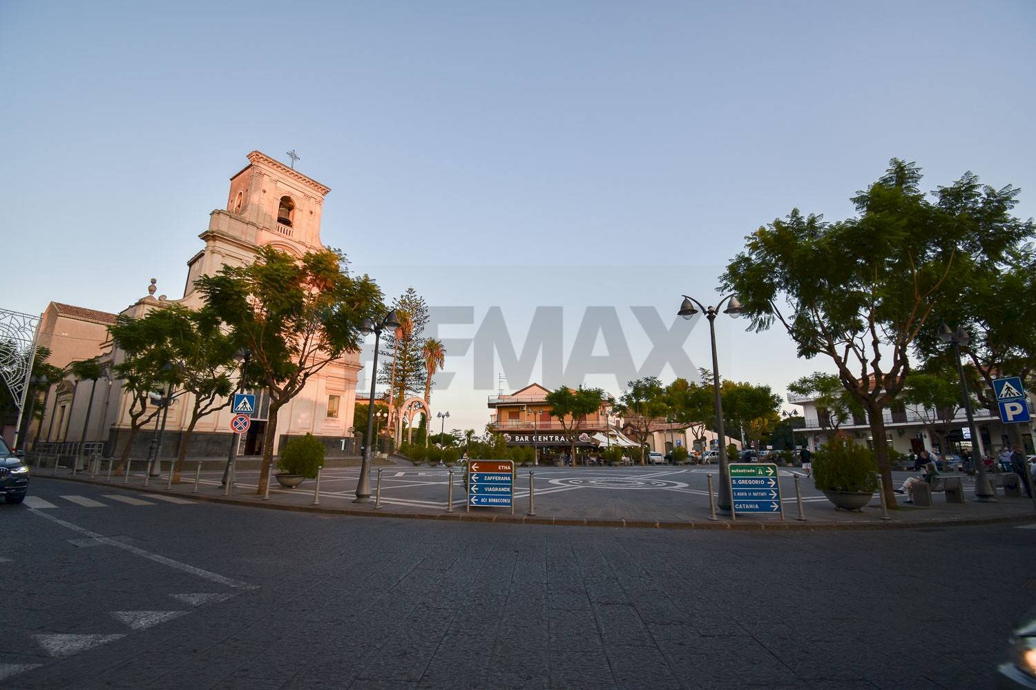 Edificio all\'aperto - Commercial Activity San Giovanni la Punta - photo 1