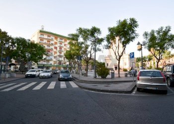 Edificio all\'aperto - Commercial Activity San Giovanni la Punta - photo 2