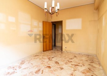 Stanza vuota - Appartamento Via Umberto
 
5, Sant'Agata Li Battiati - foto 17