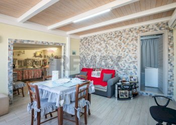 Sala da pranzo - Independent house Via San Nicola
 
1, Avola - photo 61