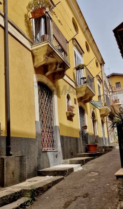 Edificio all\'aperto - Bilocale Via Delle Sciare
 
11, Catania - foto 2