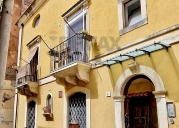 Edificio all\'aperto - Bilocale Via Delle Sciare
 
11, Catania - foto 1