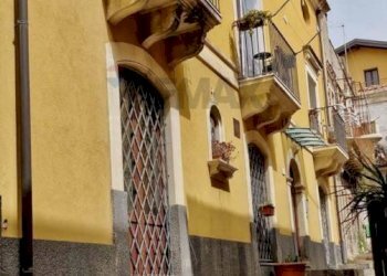 Edificio all\'aperto - Bilocale Via Delle Sciare
 
11, Catania - foto 2