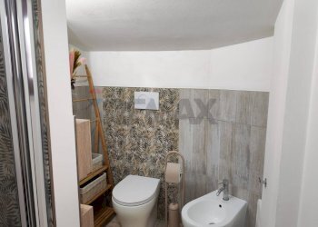 Bagno - Bilocale Via Delle Sciare
 
11, Catania - foto 15