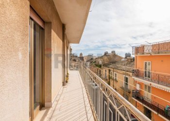 Balcone - Appartamento Via Paglia
 
19, Caltagirone - foto 21