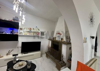 Soggiorno - Villa Via Villaggio Ises
 
61, San Fratello - foto 8