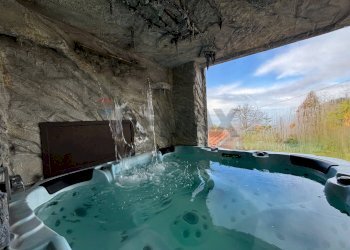 Piscina - Villa Via Villaggio Ises
 
61, San Fratello - foto 13