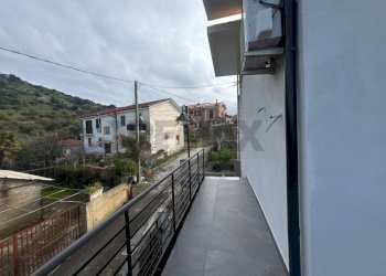 Balcone - Villa Via Villaggio Ises
 
61, San Fratello - foto 25