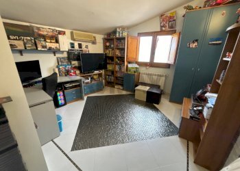 Soggiorno - Villa Via Villaggio Ises
 
61, San Fratello - foto 29