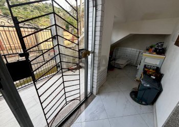 Balcone - Villa Via Villaggio Ises
 
61, San Fratello - foto 36