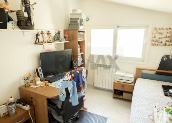 Camera / camera da letto - Villa Via Villaggio Ises
 
61, San Fratello - foto 87