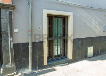 Edificio all\'aperto - Bilocale Via San Damiano
 
59, Catania - foto 1