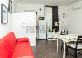 Sala da pranzo - Bilocale Via San Damiano
 
59, Catania - foto 7