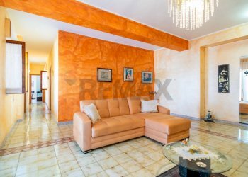 Soggiorno - Quadrilocale Via Santa Caterina
 
122, Acireale - foto 3