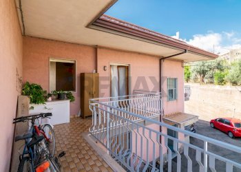 Terrazza - Quadrilocale Via Santa Caterina
 
122, Acireale - foto 5