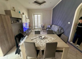 Sala da pranzo - Appartamento Via Gramignani
 
58, Catania - foto 13