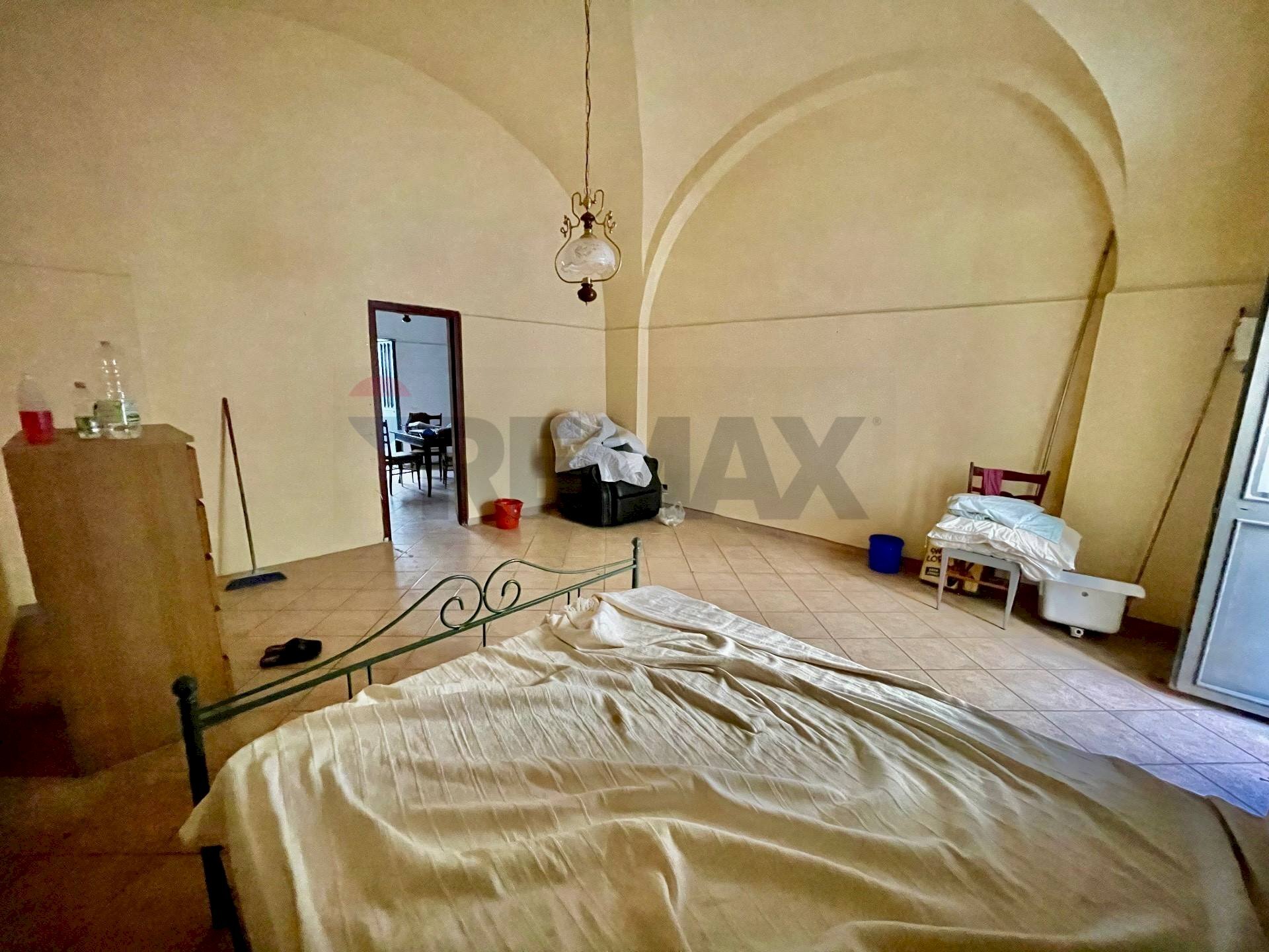 Camera / camera da letto - Casa indipendente Via Ortolani
 
24, Catania - foto 2