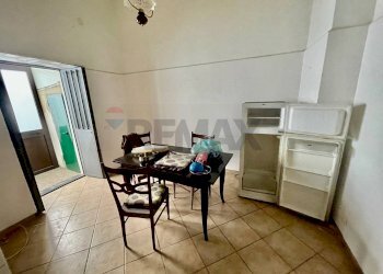 Sala da pranzo - Casa indipendente Via Ortolani
 
24, Catania - foto 6