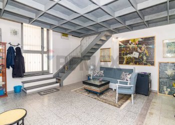 Soggiorno - Quadrilocale Via Padova
 
38, Catania - foto 2