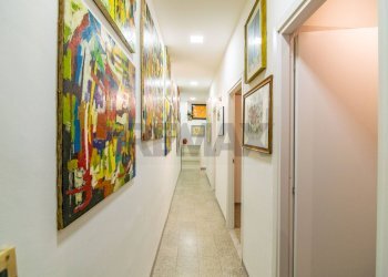 Hall / corridoio - Quadrilocale Via Padova
 
38, Catania - foto 4