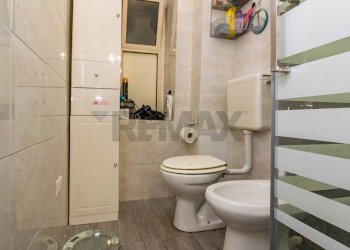 Bagno - Quadrilocale Via Padova
 
38, Catania - foto 6