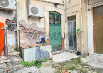Casa all\'aperto - Quadrilocale Via Bianchi
 
38, Catania - foto 18